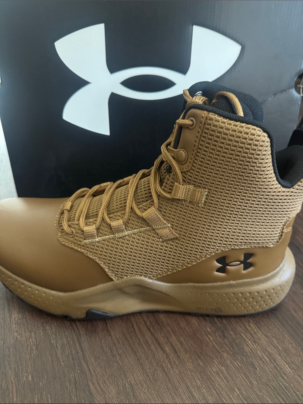 Under Armour Men's Mid-Top Tactical Boot in Tan/Brown